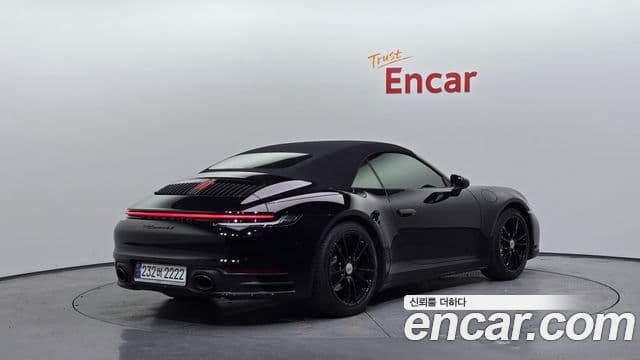 911 (992) Carrera Cabriolet