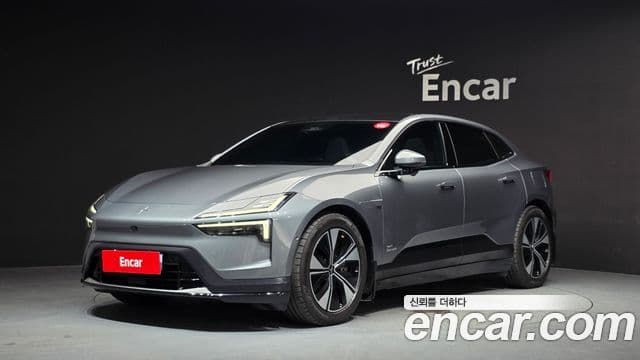 Polestar 4 Long Range