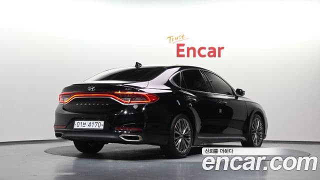 Grandeur 2.2 Motorină Premium