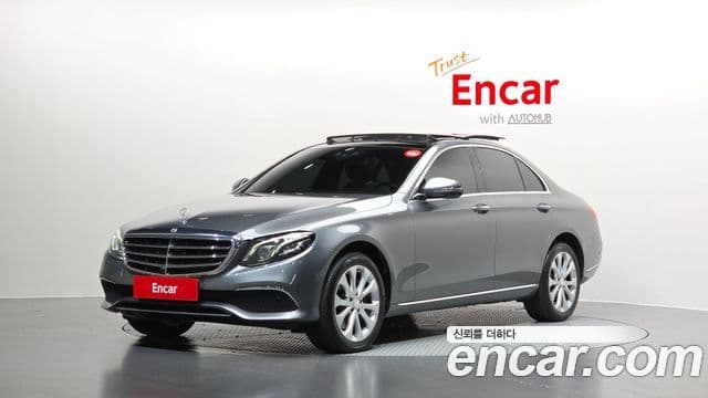 Clasa E E300 4MATIC Exclusive