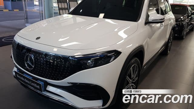 EQB EQB300 4MATIC AMG Line
