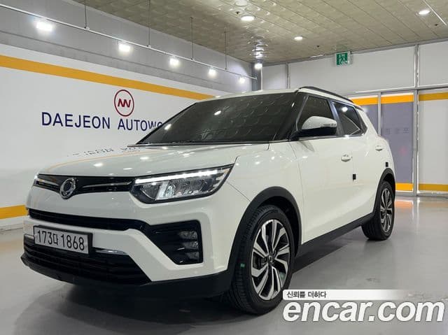Very New Tivoli Benzină 1.5 2WD