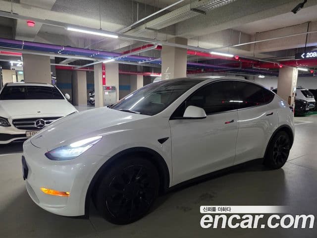 Y Long Range AWD