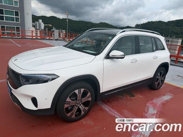 EQB EQB300 4MATIC
