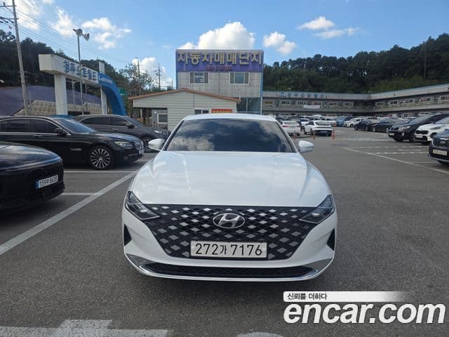 Grandeur 3.0 LPi (Rent-a-car)