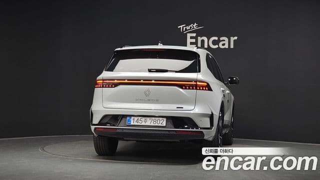1.5 E-TECH Iconic 2WD