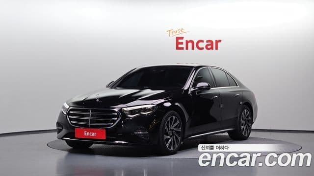 Clasa E E300 4MATIC Exclusive