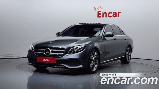 Clasa E E300 Avantgarde
