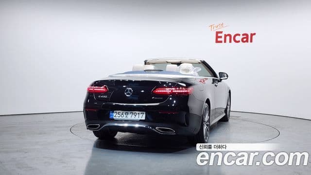 Clasa E E450 4MATIC Cabriolet