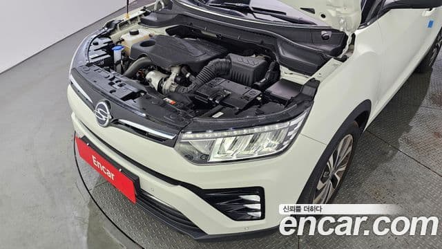 Very New Tivoli Benzină 1.5 2WD