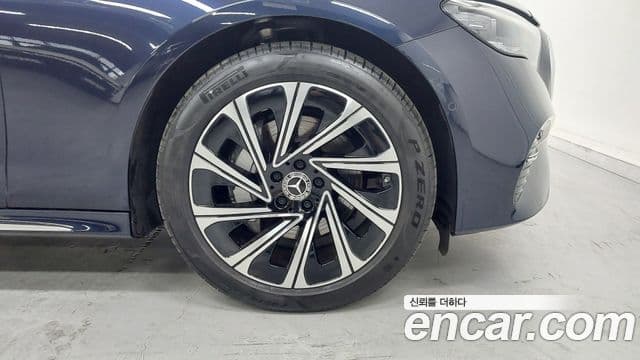Clasa E E300 4MATIC Exclusive