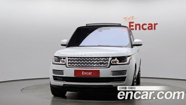 Range Rover 4.4 SDV8 AB Motorină