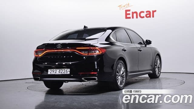 Grandeur 2.2 Motorină Premium