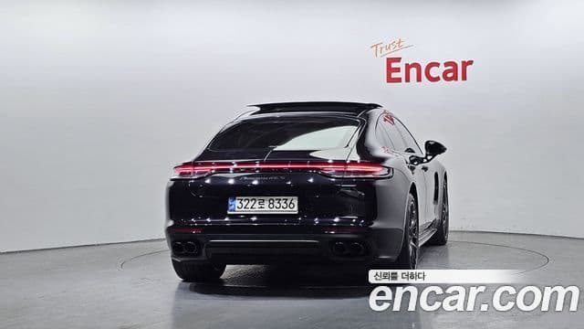 (971) 4.0 GTS