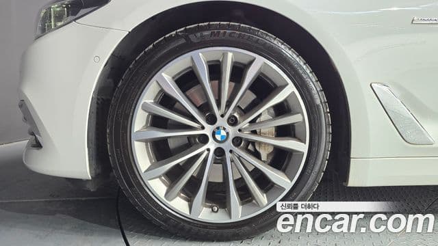 Seria 5 540i xDrive Luxury Plus