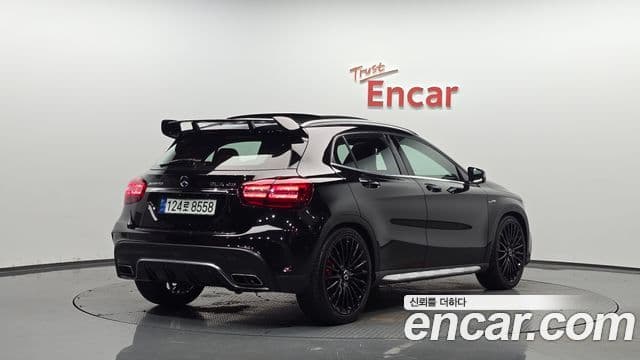 GLA- GLA45 AMG 4MATIC