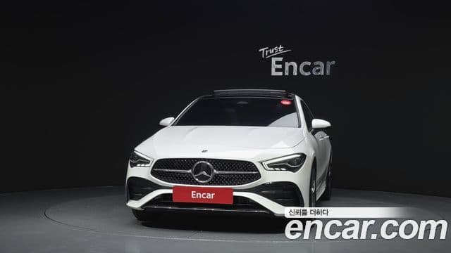 CLA- CLA250 4MATIC