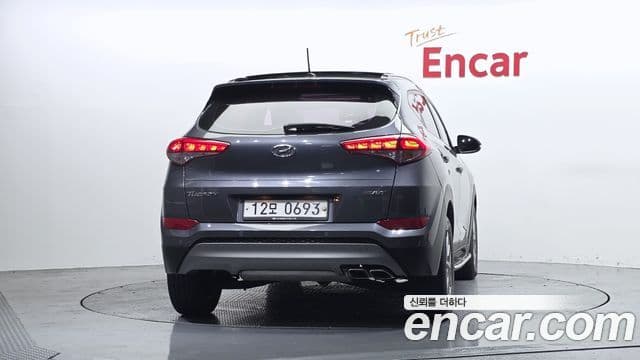 Tucson Motorină 2.0 2WD
