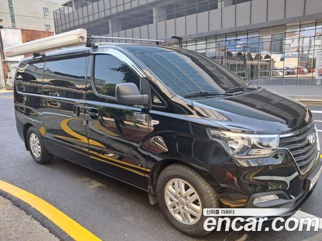 Grand Starex Camper