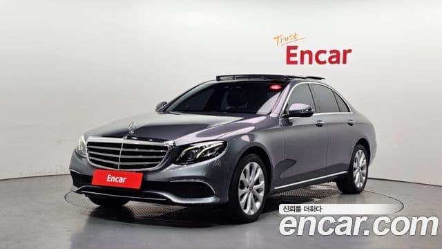 Clasa E E300 4MATIC Exclusive