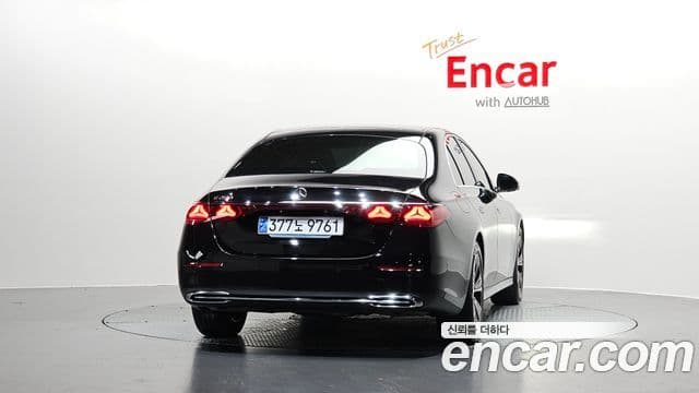 Clasa E E200 Avantgarde Limited