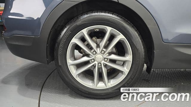 Santa Fe Motorină 2.0 2WD
