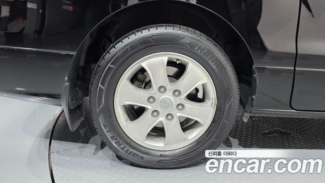 Grand Starex Wagon 11 locuri