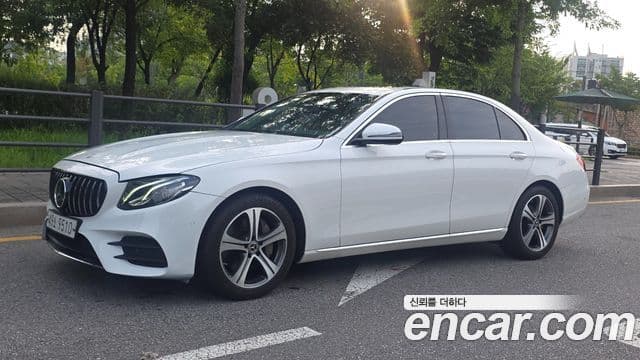 Clasa E E300 Avantgarde