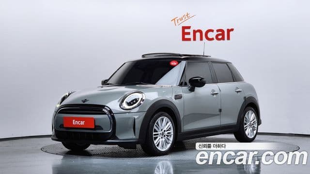 Cooper 5-door Classic Plus