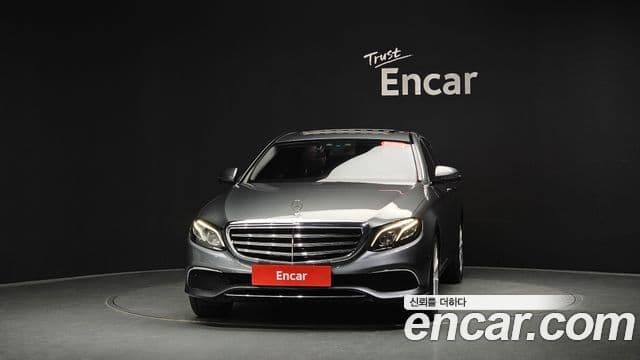 Clasa E E220d Exclusive