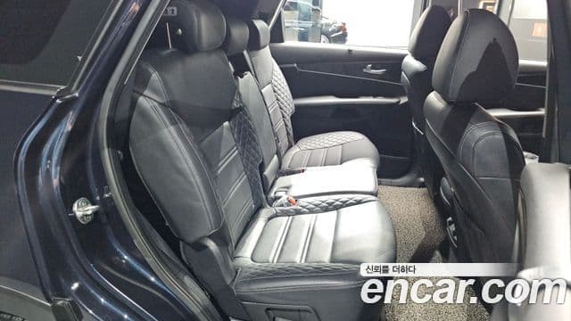 Sorento Motorină 2.0 2WD