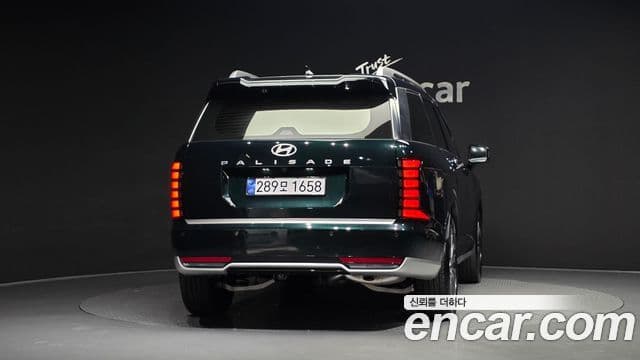 (LX3) Benzină 2.5T 2WD 9 locuri