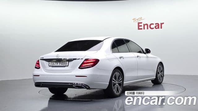 Clasa E E300 Avantgarde