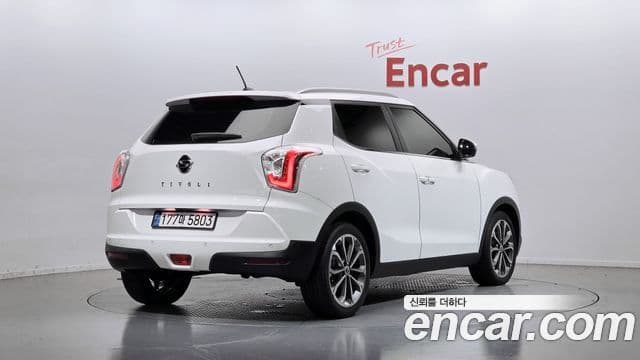 Tivoli LX 2WD