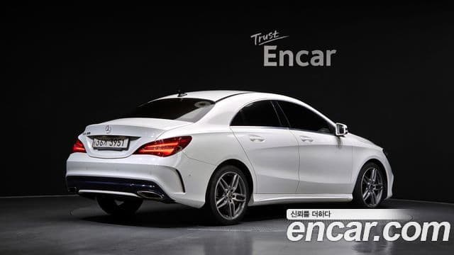 CLA- CLA220 AMG Line