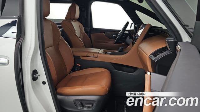 4 2.5 HEV Executive AWD