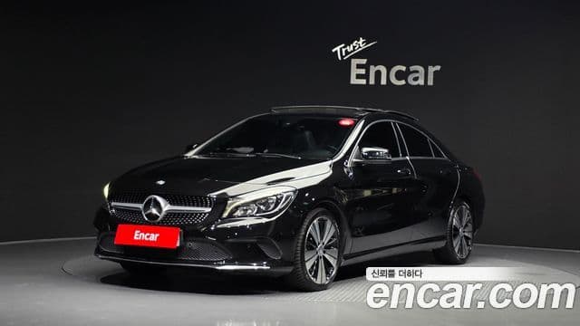 CLA- CLA250 4MATIC
