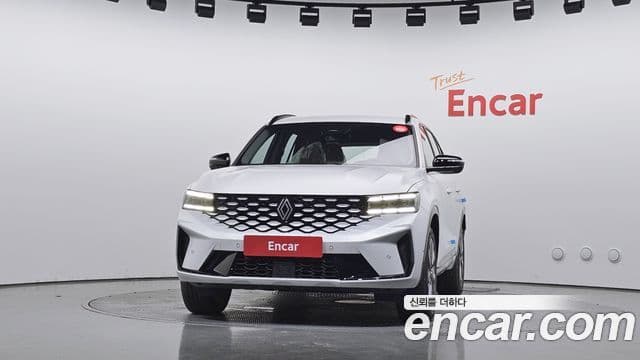 1.5 E-TECH Iconic 2WD