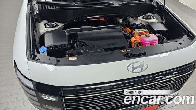 (LX3) HEV 2.5T 4WD 9 locuri