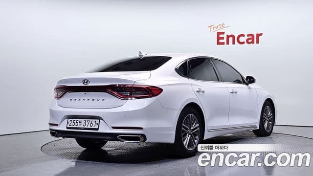 Grandeur 2.2 Motorină Premium