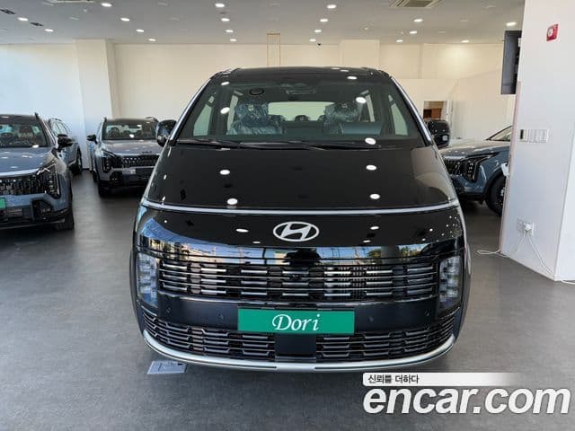 Staria HEV 1.6T Lounge 7 locuri