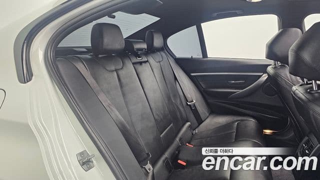Seria 3 330i M Sport