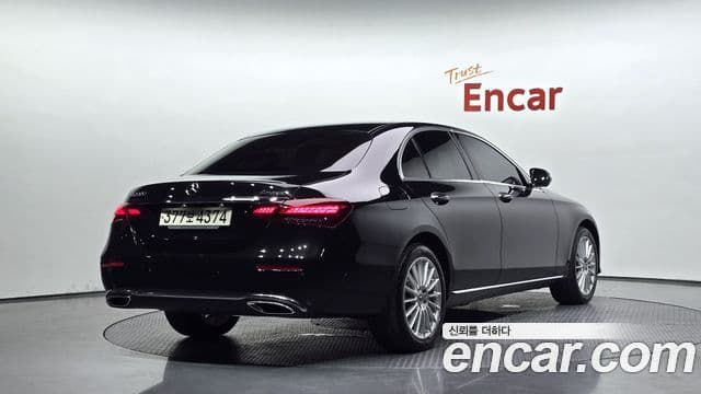 Clasa E E220d 4MATIC Exclusive