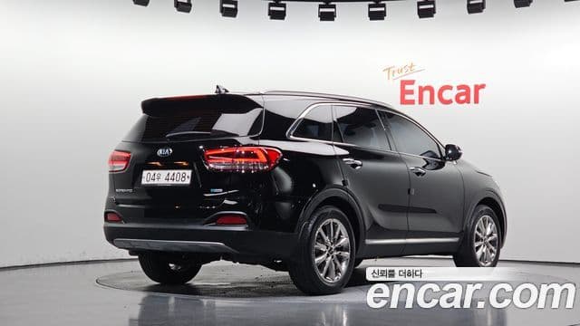 Sorento Motorină 2.0 2WD