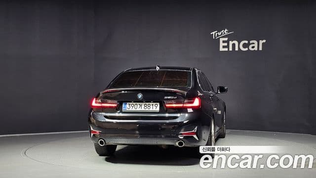 Seria 3 320d Luxury