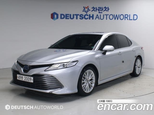 2.5 XLE Hybrid
