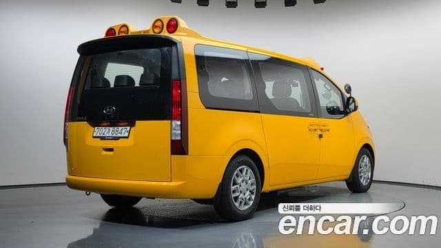 Staria L3.5 School Bus