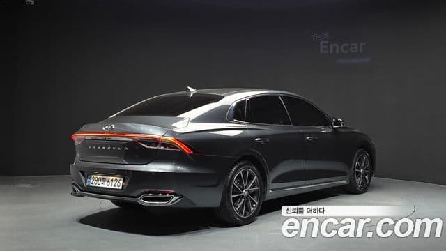 Grandeur 2.5