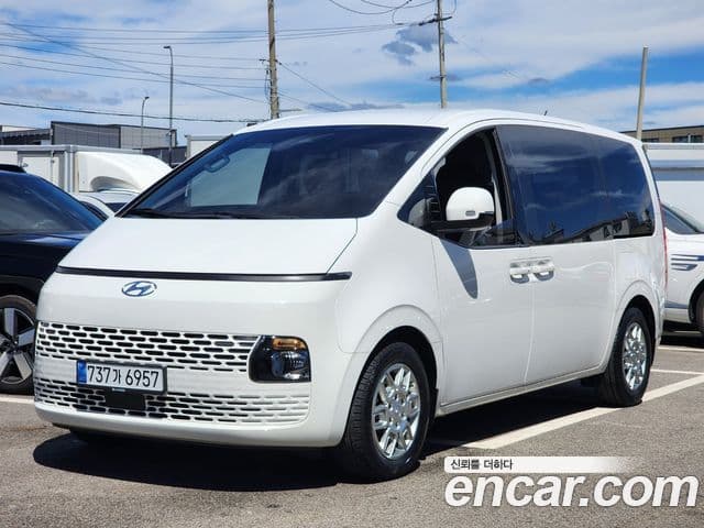 Staria L3.5 Tourer 11 locuri