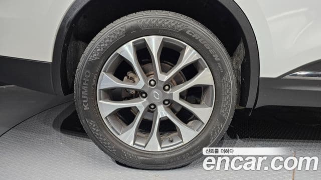 QM6 Motorină 2WD RE Signature
